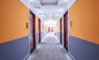 Suitetrails - Xintaihe Business Hotel (Yichun Government Trade Plaza)