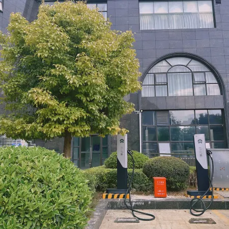 Jingxi Changfeng International Hotel (Jinxiu Ancient Town Branch)