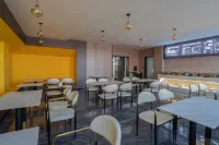 IU Hotel (Yumen Old Town)