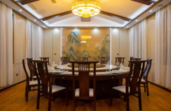 Kangyang Hotel, Lushan, Geelong - Parkering