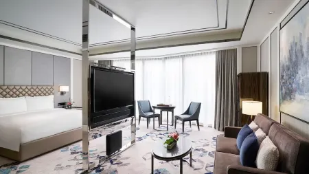 Hotel Okura Manila at Newport World Resorts