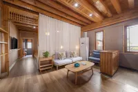 Youyi Qiuyin Huashe Homestay