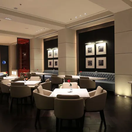 JinJiang Metropolo Hotel Shenyang Sanhao Street Shengjing Hospital Отели рядом с достопримечательностью «Северо-восточный университет»
