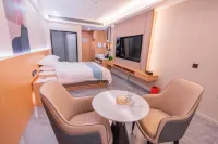Wanzai Riyue Villa Hotel