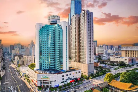 Kunming Green Land Hotel