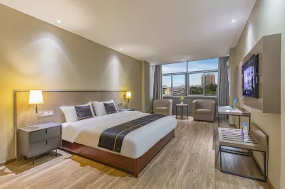 Jianyu Travel Hotel (Shuanglong Park)
