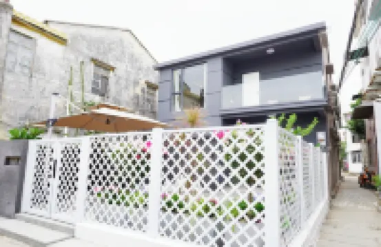 XiaoShe Hotels near Former Residence of Su Zhaozheng