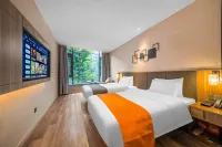 Homeinn Plus Hotel (Chongqing Hongqihegou Subway Station) Hotel a Chongqing