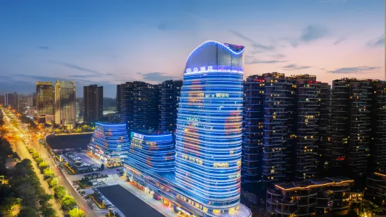 Yaduo Hotel, Luzhou's Financial Center