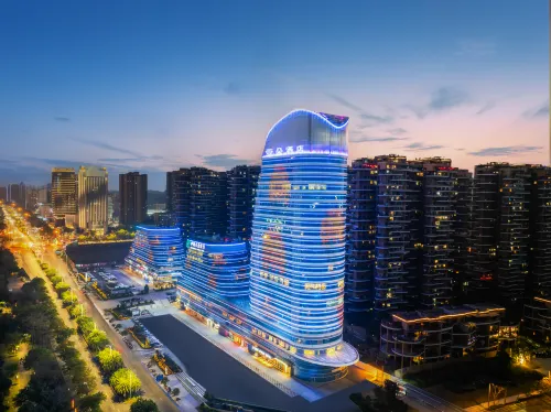 Atour Hotel Luzhou MixC Financial Center Hotels in Luzhou