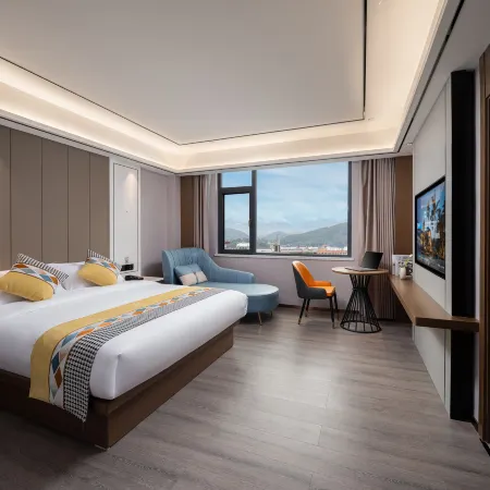 Chaoman Smart Hotel (Lincang People's Hospital City No. 1 Middle School)