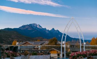 Lijiang Fanqixuan·Tsei Snow Mountain Panorama Designer Meisu(Shuhe Ancient Town Store)