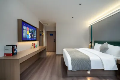 Jingxi Yueting Hotel (Chengdu Huayang Metro Station) Отели рядом с достопримечательностью «Чэнду, Полярный океанский парк-Экспортный торговый центр»