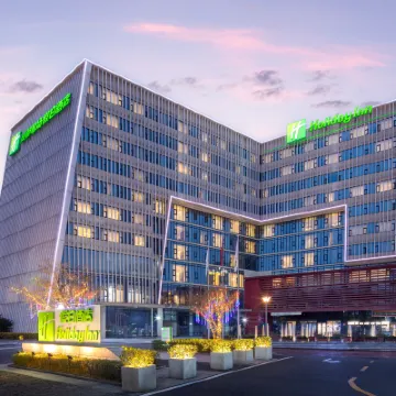 Holiday Inn CHENGDU AIRPORT by IHG Các khách sạn gần Hongmin Delicious Food City