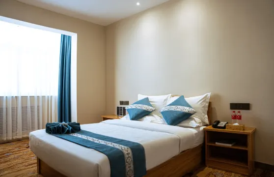 榆中龍山賓館（新世界商場店）