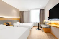 EASE Hotel (Shanghai North Bund Ningguo Road Metro Station Store) Hotels near Tiantianwang Oil And Grain Complex Shop