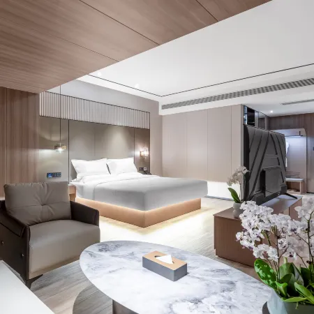 Tucker Hotel (Shijiazhuang Pingshan Zhongshan Century Plaza Branch)