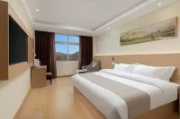 Taiyue Hotel Hotels in Daocheng