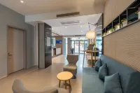 Homeinn Selected Hotel (Xiaogan Hubei Engineering College)