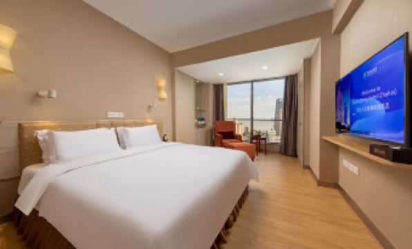 Zhuhai Guang Dong Hotel (Gongbei Port High Speed Railway Station)