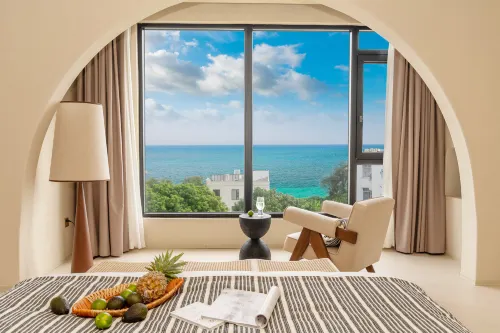 Weizhou Island Mountain and Sea Villa (Dishui Danping Store)