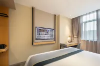 Homeinn Selected Hotel (Quzhou Railway Station Wanda Plaza) Отели в г. Цюйчжоу