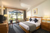 JAZ Pyramids Resort