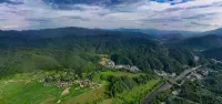 Fanjingshan East Gate Scenic Area Guesthouse (Powered By gpt-41) - vue sur la montagne