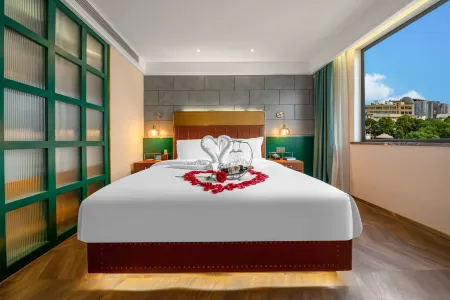 James Joyce Coffetel Hotel (Yinchuan Drum Tower Jade Emperor Pavilion Store) Отели рядом с достопримечательностью «Drum Tower»