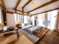 Danqing Cottage Homestay Hotels in Weishan