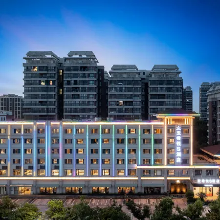 YESIER S HOTEL