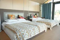 Dunhuang Star Night Camping Hotel