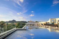 Lijiang Moon View · Quiet Holiday Lakeside Hotel (Guilin Two Rivers & Four Lakes Area) - Family