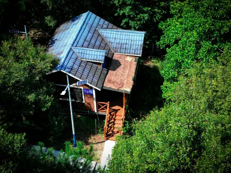 Shouxian Lake Guesthouse Отели рядом с достопримечательностью «Oriental Water Park»