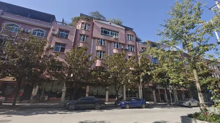 Changshun Nationality Hotel