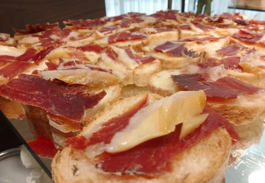 호텔 A and A 케손 시티 객실