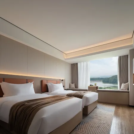 Yunmen 5 Seasons Argyle Resort Hotel