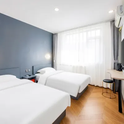 Pod Choice Hotel (Beijing South Station Muxiyuan Subway Station) Hotels near Wanfangting Park