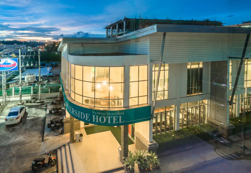 리버사이드 호텔 끄라비 썸네일