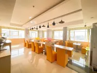 City Comfort Inn Hotel (Xianning Wenquan Road Walmart Plaza)