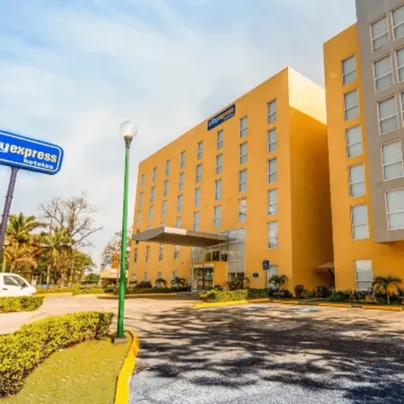 City Express by Marriott San Jose Costa Rica Отели рядом с достопримечательностью «Комплекс «Авенида Эскасу»»
