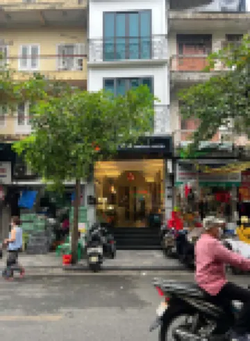 Aurora Central Hotel