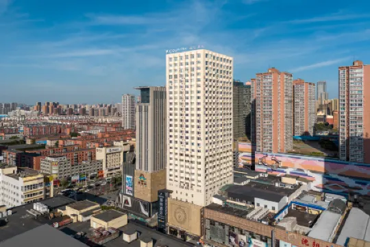 Country Inn & Suites by Radisson Hotel (Shenyang Zhongjie Gugong Dayuecheng)