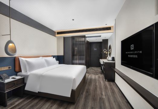 랜디스 카슈가르 라쿠스 오리엔탈리스 로비