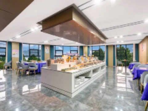 Yun Rui Hotel (Hebi High Speed ​​Railway East Station & Wanda Plaza Branch) Hotels in Hebi