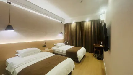 WEIJIA HOTEL Отели рядом со станцией Jishou Railway Station