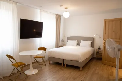 Les Rebelles Hôtel Hotel in zona INSEEC Business School