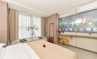 Shuyu.Yunqi InteIIigentAudiovisuanI HoteI(Guiyang RaiIway Station Wangxiang City Branch)