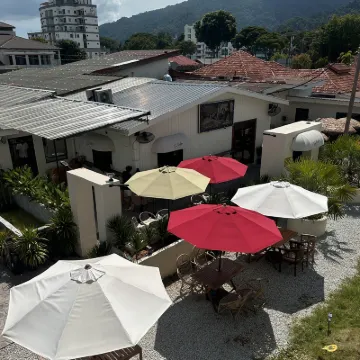 The Palm Suite Tanjung Tokong Hotels near Antarctic Snow World