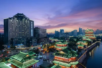 Mercure Nanchang Tengwang Pavilion